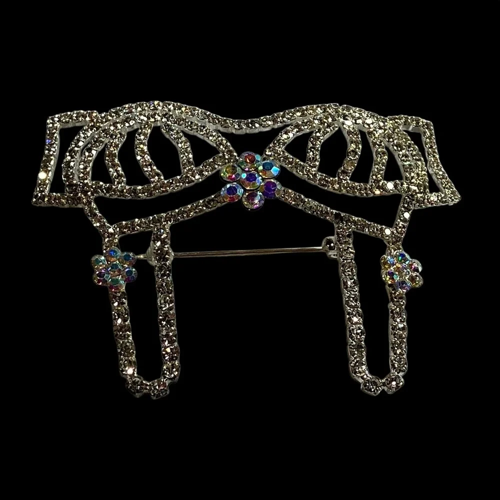 Vintage Elephant Brooch Silver Tone Rhinestone AB Crystal‎ Flower Statement Pin